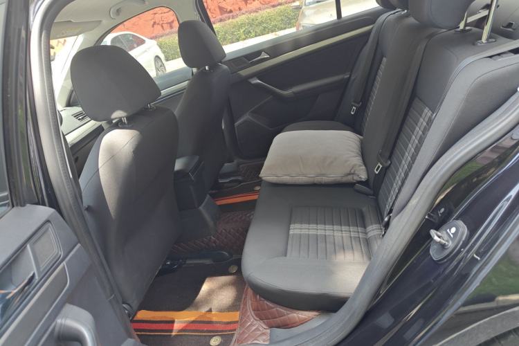 Used Volkswagen Lavida 2019 Lavida Start 1.5L Automatic Trendy Version China VI Standard Left Rear Seat