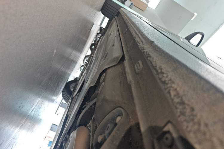 Used Volkswagen Lavida 2019 1.5L Automatic Comfort Edition China VI Standard Left Side Sill