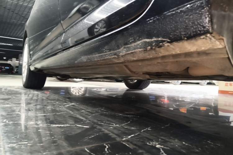 Used Volkswagen Lavida 2019 1.5L Automatic Comfort Edition China VI Standard Left Side Sill