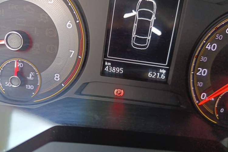 Used Volkswagen Lavida 2019 1.5L Automatic Vision Edition China VI Standard Odometer Close Up