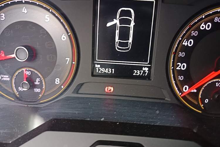 Used Volkswagen Lavida 2019 1.5L Automatic Comfort Edition China VI Standard Odometer Close Up
