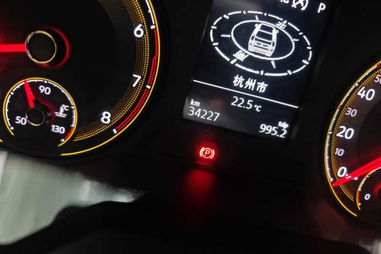 Used Volkswagen Lavida 2019 280TSI DSG Luxury Edition China VI Standard Odometer Close Up