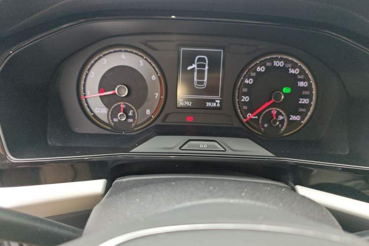 Used Volkswagen Lavida 2019 280TSI DSG Comfort Edition China VI standard Odometer Close Up