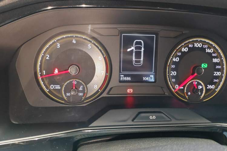 Used Volkswagen Lavida 2019 1.5L Automatic Vision Edition China VI Standard Odometer Close Up