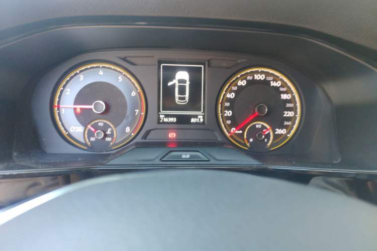 Used Volkswagen Lavida 2019 280TSI DSG Comfort Edition China VI standard Odometer Close Up