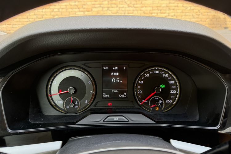 Used Volkswagen Lavida 2019 280TSI DSG Luxury Edition China VI Standard Odometer Close Up