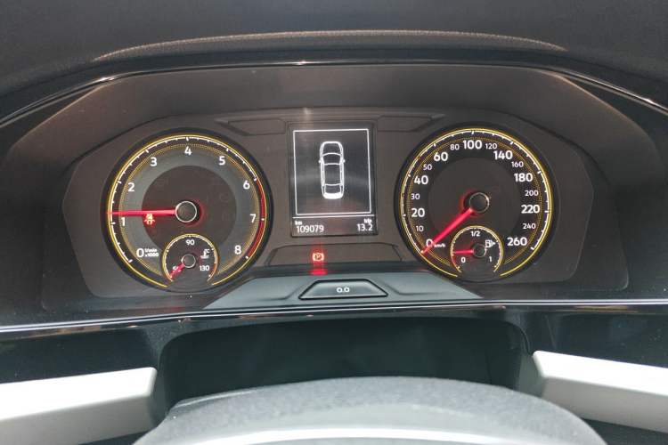 Used Volkswagen Lavida 2019 280TSI DSG Comfort Edition China VI standard Odometer Close Up