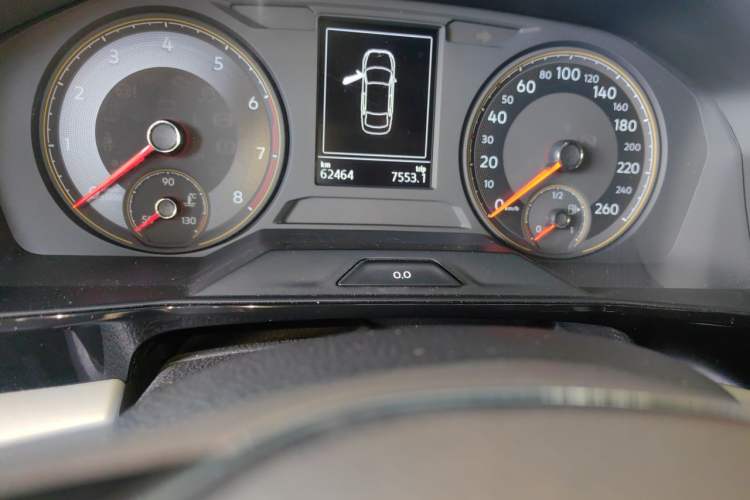 Used Volkswagen Lavida 2019 280TSI DSG Comfort Edition China VI standard Odometer Close Up