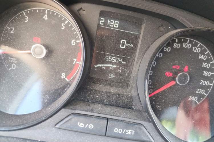 Used Volkswagen Lavida 2019 Lavida Start 1.5L Manual Fashion Edition China VI Standard Odometer Close Up