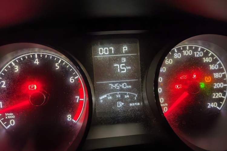 Used Volkswagen Lavida 2019 Lavida Start 1.5L Automatic Trendy Version China VI Standard Odometer Close Up