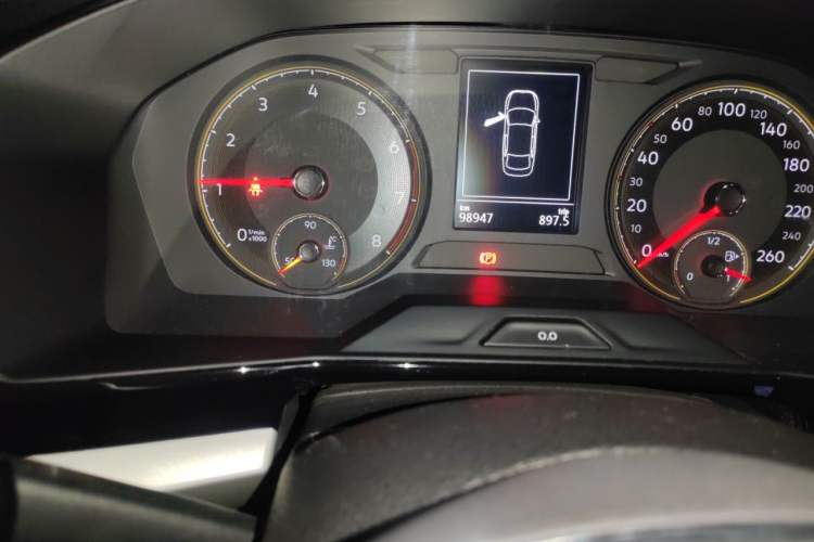 Used Volkswagen Lavida 2019 280TSI DSG Comfort Edition China VI standard Odometer Close Up