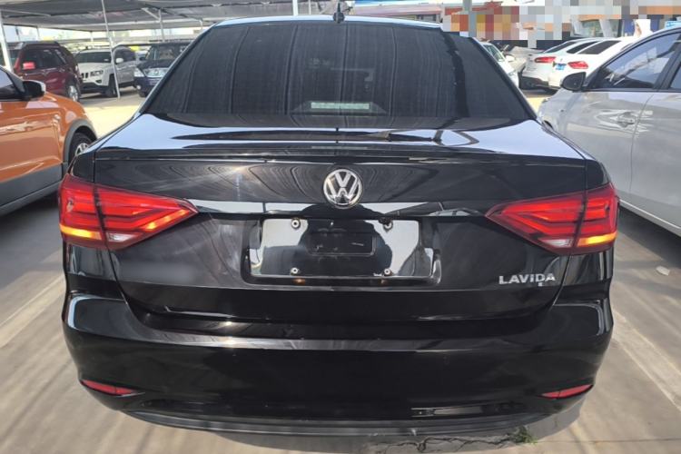 Used Volkswagen Lavida 2019 Lavida Start 1.5L Manual Fashion Edition China VI Standard Rear
