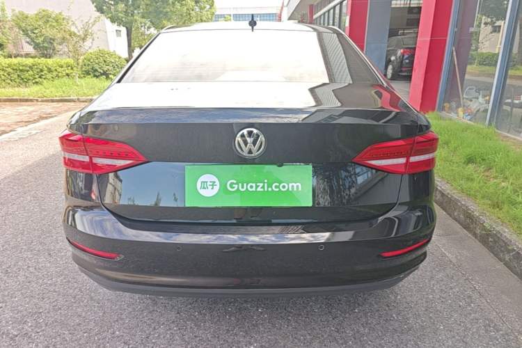 Used Volkswagen Lavida 2019 1.5L Automatic Fashion Edition China VI Rear