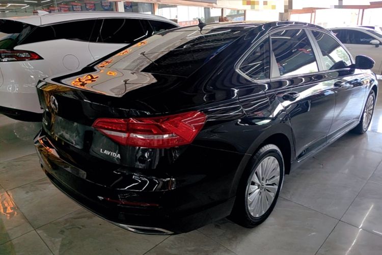 Used Volkswagen Lavida 2019 1.5L Automatic Comfort Edition China VI Standard Rear Right 45 Deg