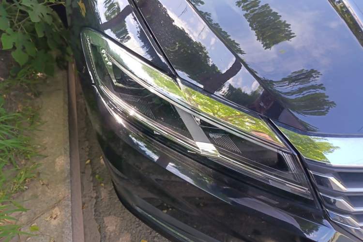 Used Volkswagen Lavida 2019 1.5L Automatic Vision Edition China VI Standard Right Front Headlight