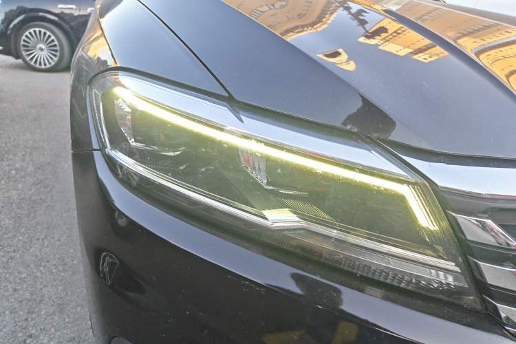 Used Volkswagen Lavida 2019 280TSI DSG Comfort Edition China VI standard Right Front Headlight