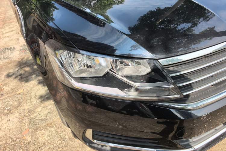 Used Volkswagen Lavida 2019 Lavida Start 1.5L Automatic Comfort Edition China VI Standard Right Front Headlight