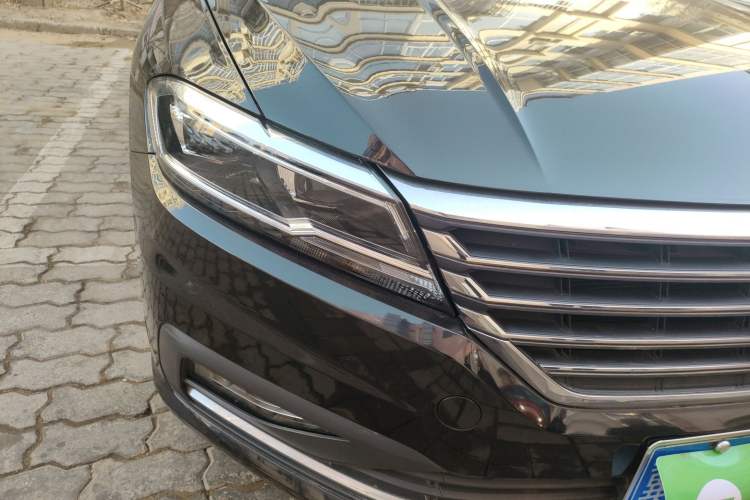 Used Volkswagen Lavida 2019 280TSI DSG Comfort Edition China VI standard Right Front Headlight