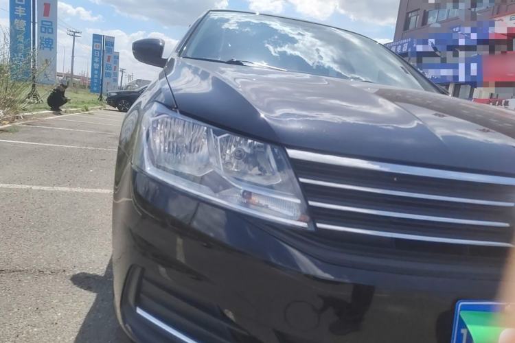 Used Volkswagen Lavida 2019 Lavida Start 1.5L Manual Fashion Edition China VI Standard Right Front Headlight