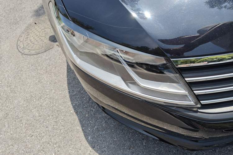 Used Volkswagen Lavida 2019 Lavida Start 1.5L Automatic Trendy Version China VI Standard Right Front Headlight
