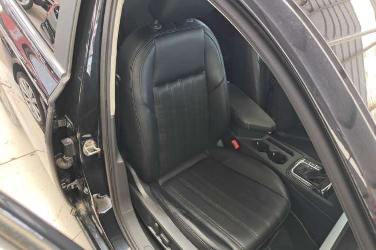 Used Volkswagen Lavida 2019 1.5L Automatic Vision Edition China VI Standard Right Front Seat