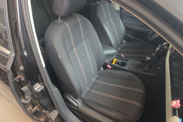 Used Volkswagen Lavida 2019 280TSI DSG Comfort Edition China VI standard Right Front Seat