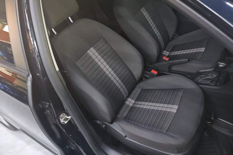 Used Volkswagen Lavida 2019 Lavida Start 1.5L Automatic Trendy Version China VI Standard Right Front Seat