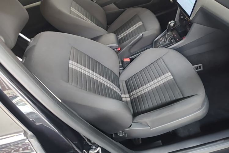 Used Volkswagen Lavida 2019 Lavida Start 1.5L Automatic Trendy Version China VI Standard Right Front Seat