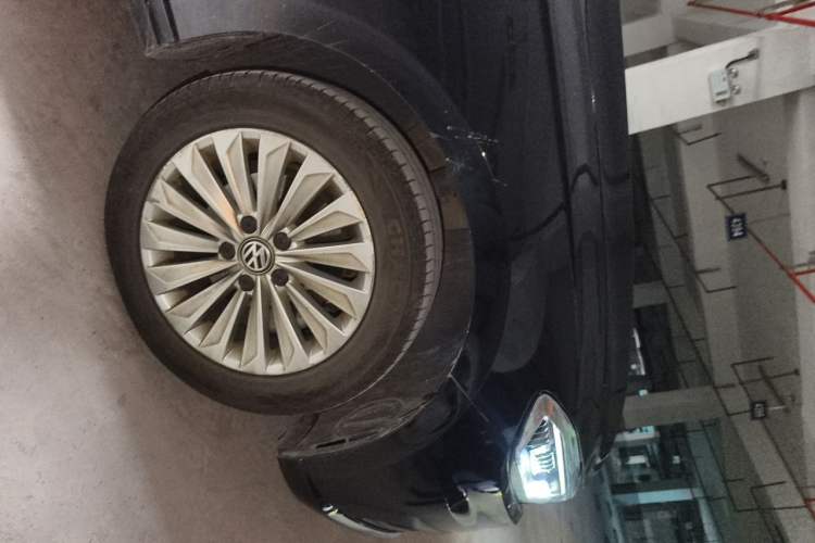 Used Volkswagen Lavida 2019 280TSI DSG Comfort Edition China VI standard Right Front Wheel Hub