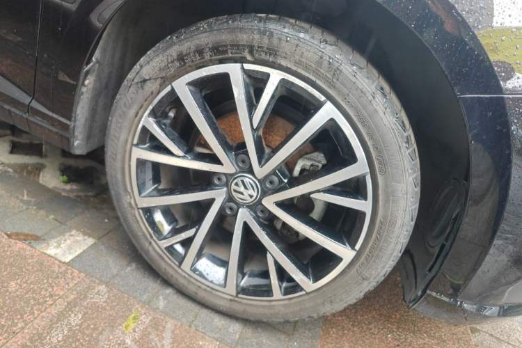 Used Volkswagen Lavida 2019 280TSI DSG Luxury Edition China VI Standard Right Front Wheel Hub