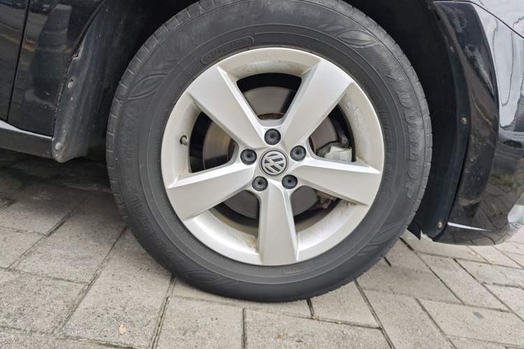 Used Volkswagen Lavida 2019 Lavida Start 1.5L Automatic Trendy Version China VI Standard Right Front Wheel Hub