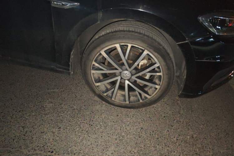 Used Volkswagen Lavida 2019 280TSI DSG Luxury Edition China VI Standard Right Front Wheel Hub