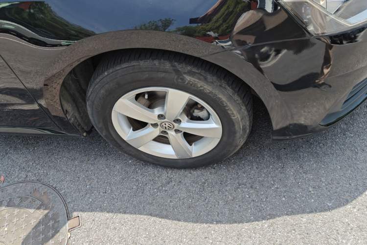 Used Volkswagen Lavida 2019 Lavida Start 1.5L Automatic Trendy Version China VI Standard Right Front Wheel Hub
