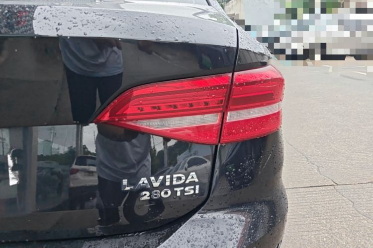 Used Volkswagen Lavida 2019 280TSI DSG Comfort Edition China VI standard Right Rear Taillight
