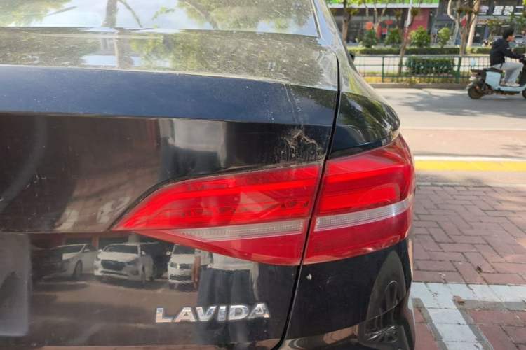 Used Volkswagen Lavida 2019 1.5L Automatic Comfort Edition China VI Standard Right Rear Taillight