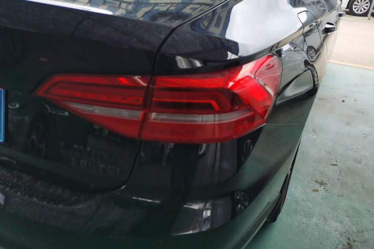 Used Volkswagen Lavida 2019 280TSI DSG Comfort Edition China VI standard Right Rear Taillight