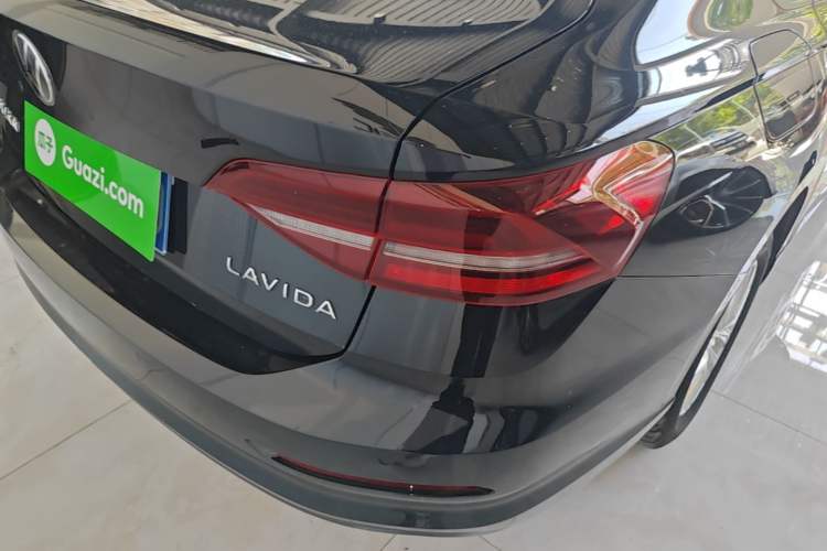 Used Volkswagen Lavida 2019 1.5L Automatic Comfort Edition China VI Standard Right Rear Taillight