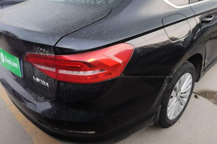 Used Volkswagen Lavida 2019 1.5L Automatic Comfort Edition China VI Standard Right Rear Taillight