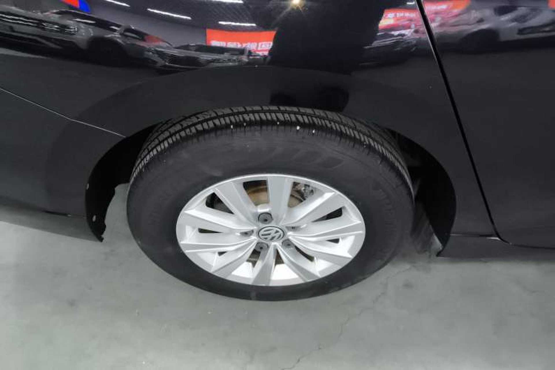 Used Volkswagen Lavida 2019 1.5L Automatic Fashion Edition China VI Right Rear Wheel Hub