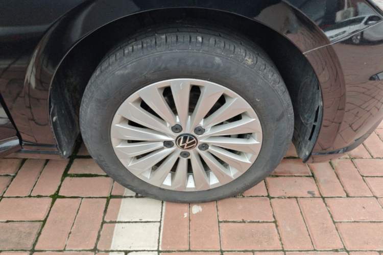 Used Volkswagen Lavida 2019 1.5L Automatic Comfort Edition China VI Standard Right Rear Wheel Hub