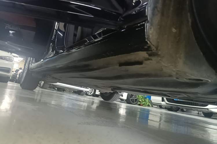 Used Volkswagen Lavida 2019 1.5L Automatic Fashion Edition China VI Right Side Sill