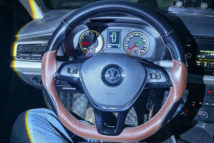 Used Volkswagen Lavida 2019 1.5L Automatic Comfort Edition China VI Standard Steering Wheel
