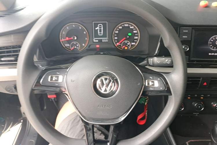 Used Volkswagen Lavida 2019 1.5L Automatic Comfort Edition China VI Standard Steering Wheel