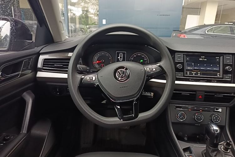 Used Volkswagen Lavida 2019 1.5L Automatic Comfort Edition China VI Standard Steering Wheel
