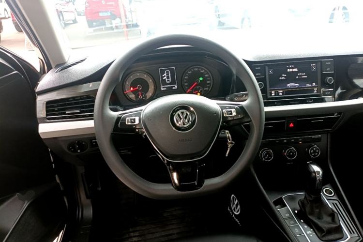 Used Volkswagen Lavida 2019 1.5L Automatic Comfort Edition China VI Standard Steering Wheel