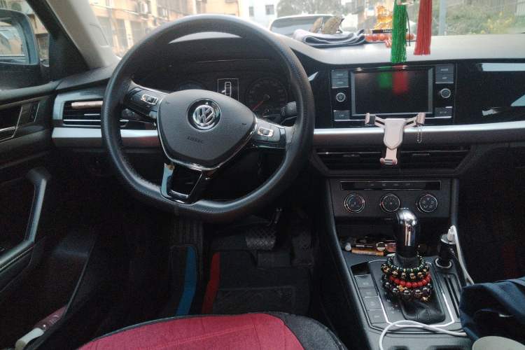 Used Volkswagen Lavida 2019 280TSI DSG Comfort Edition China VI standard Steering Wheel