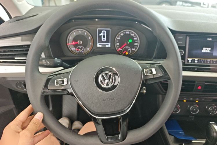 Used Volkswagen Lavida 2019 1.5L Automatic Comfort Edition China VI Standard Steering Wheel