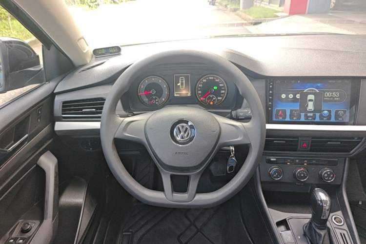 Used Volkswagen Lavida 2019 1.5L Automatic Fashion Edition China VI Steering Wheel