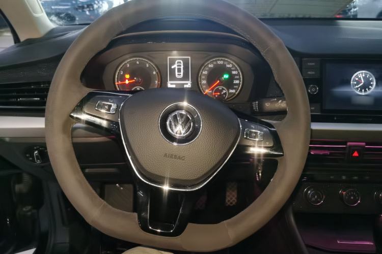 Used Volkswagen Lavida 2019 1.5L Automatic Comfort Edition China VI Standard Steering Wheel