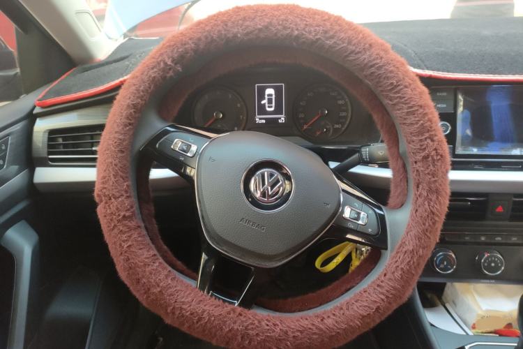 Used Volkswagen Lavida 2019 280TSI DSG Comfort Edition China VI standard Steering Wheel